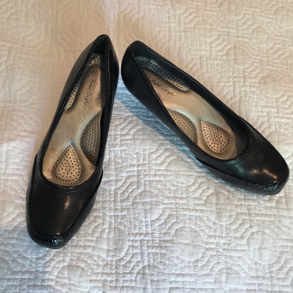 Black shoes Sz 11
